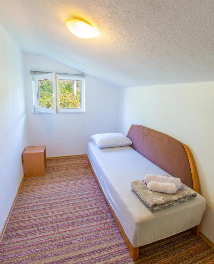 Holiday Home Narona موستار المظهر الخارجي الصورة