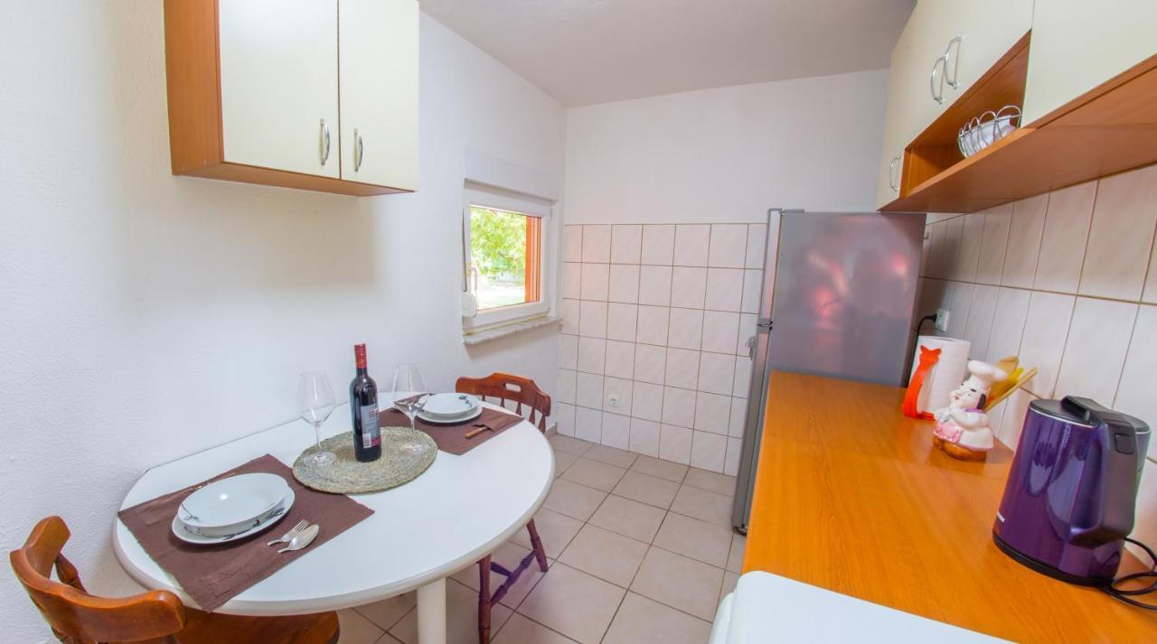 Holiday Home Narona موستار المظهر الخارجي الصورة