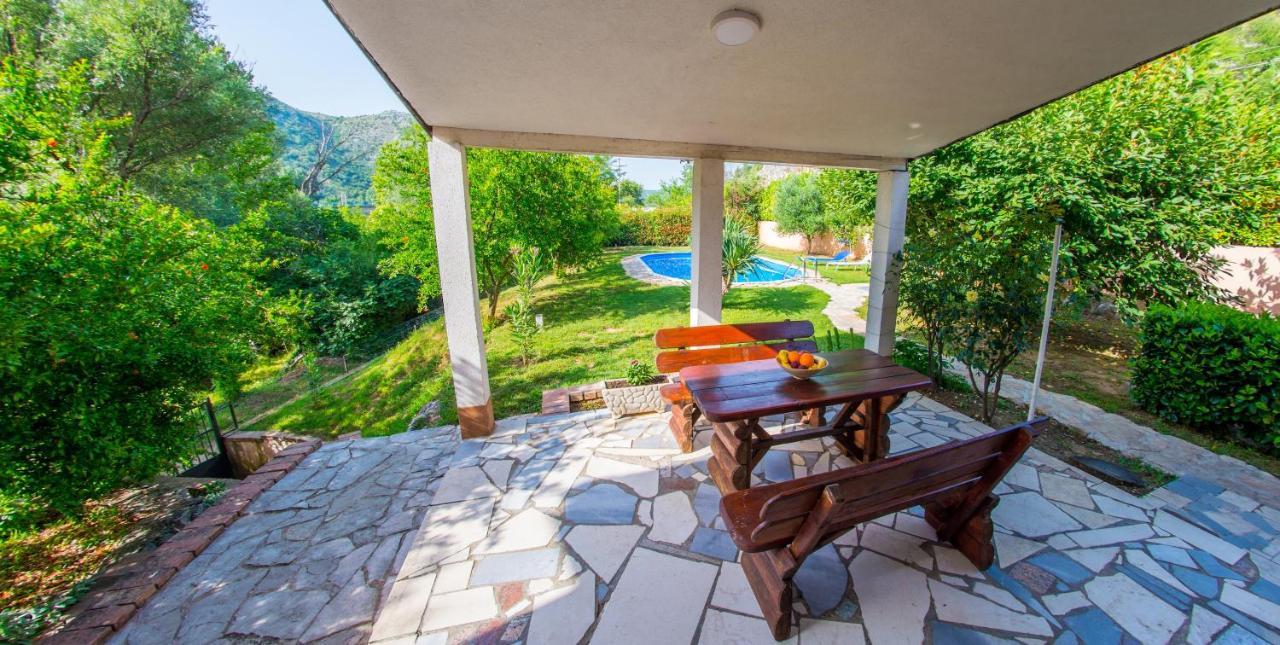 Holiday Home Narona موستار المظهر الخارجي الصورة