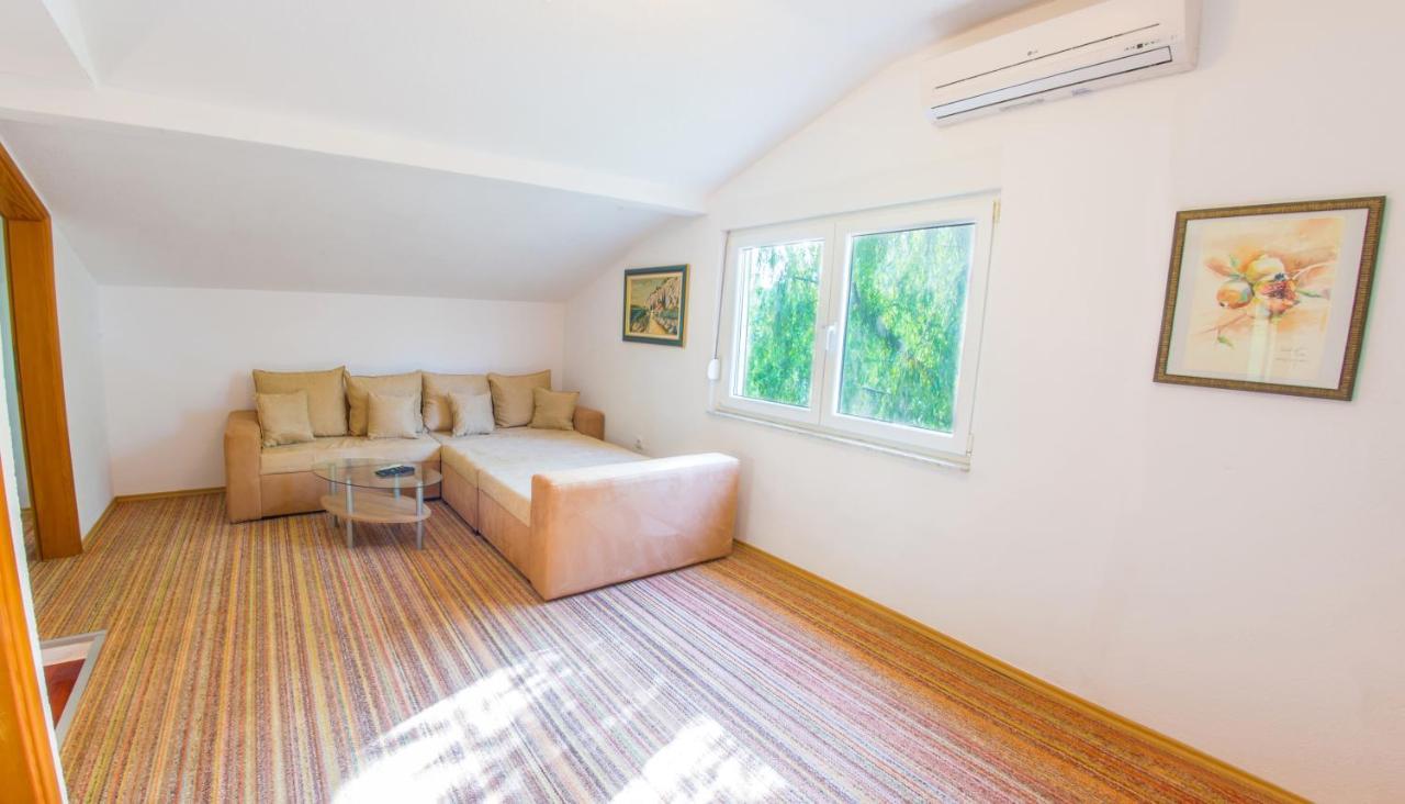 Holiday Home Narona موستار المظهر الخارجي الصورة