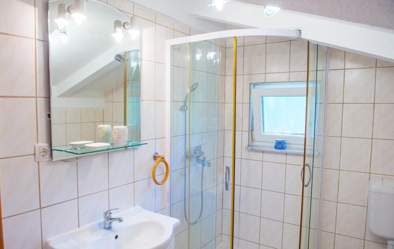 Holiday Home Narona موستار المظهر الخارجي الصورة