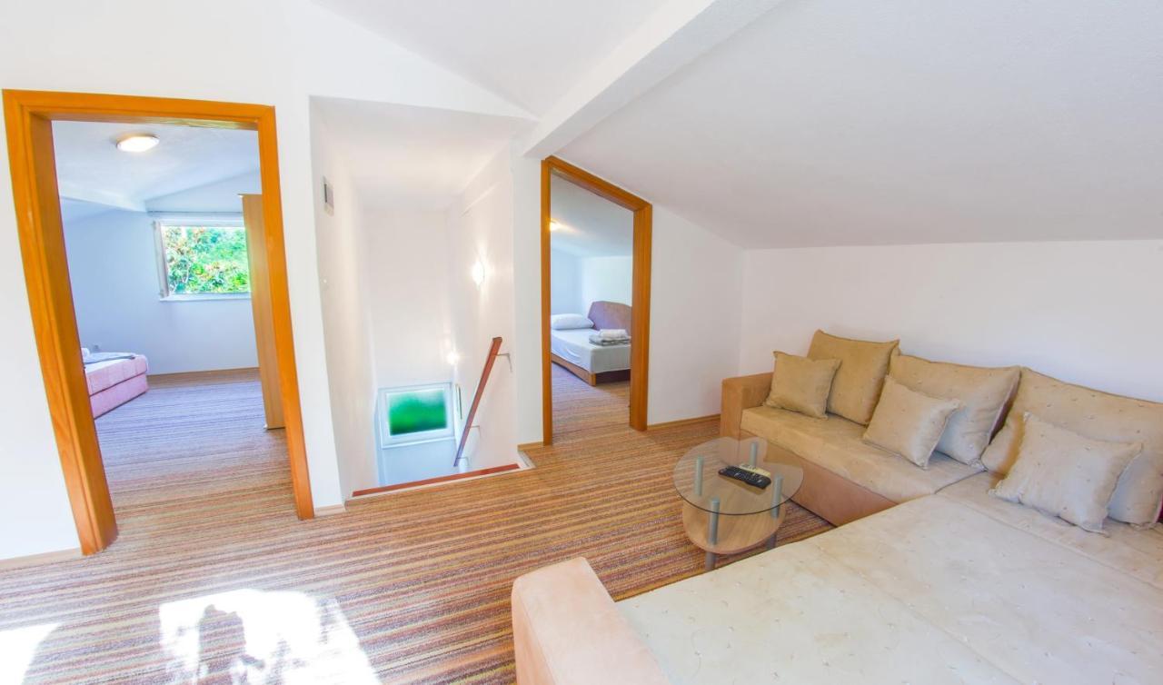 Holiday Home Narona موستار المظهر الخارجي الصورة