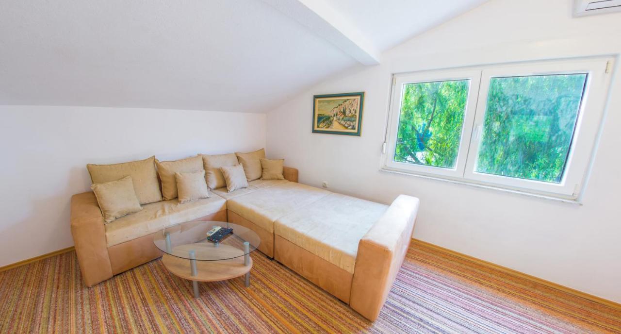 Holiday Home Narona موستار المظهر الخارجي الصورة